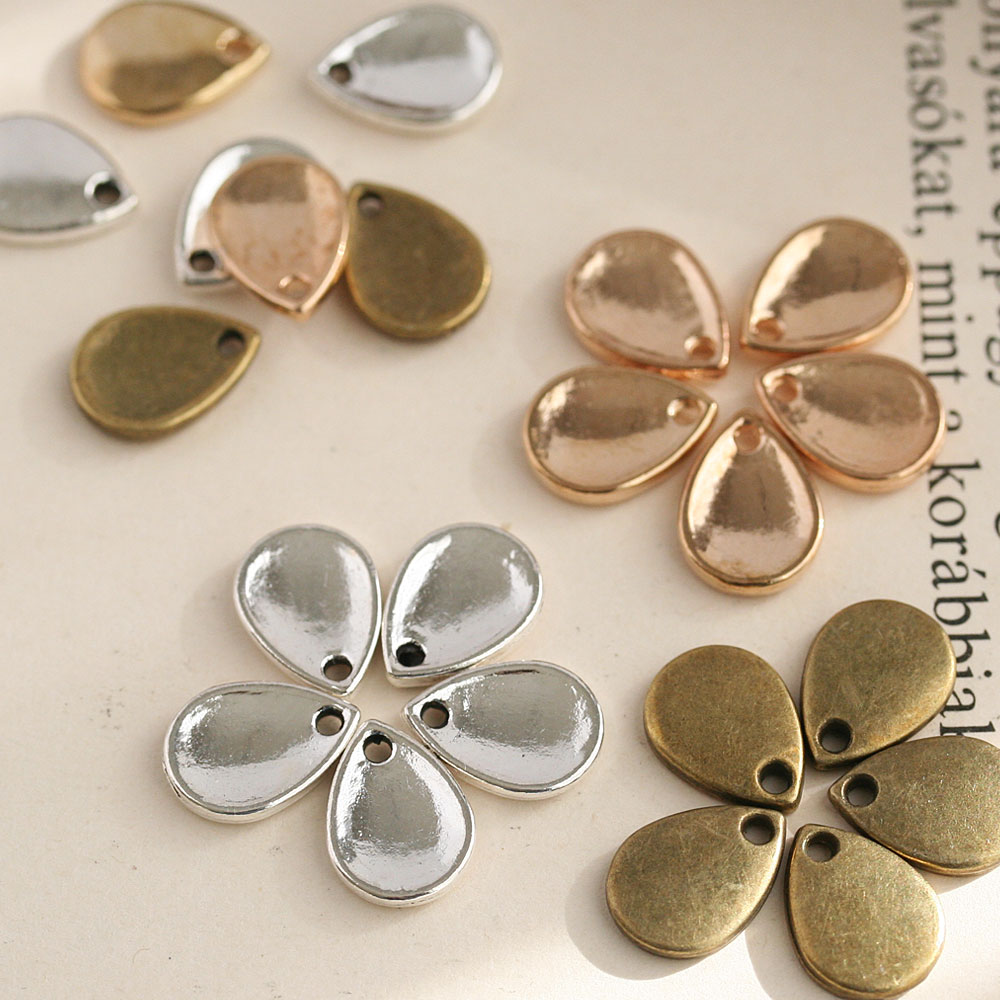 選べる　金古美　メタルチャーム　など　　ご希望のお品物　教えてください。 メタルしずくチャーム ゴールド 金古美 アンティークシルバー 20個 雫