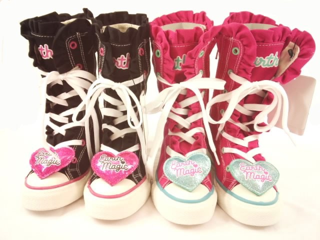 EARTHMAGIC ピンクスニーカー 18.0 3792343_a.jpg