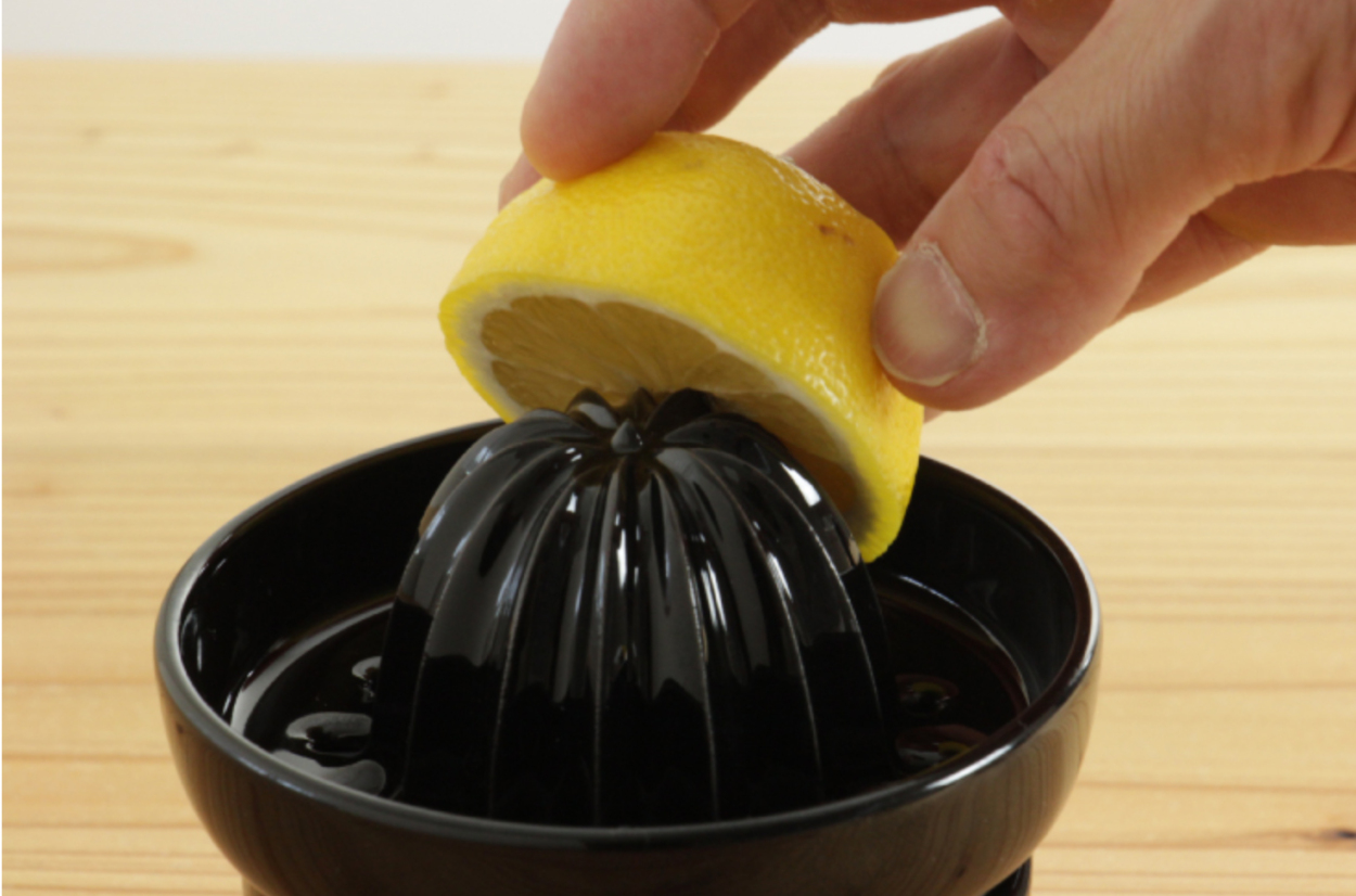 かもしか道具店 レモンのしぼり器
