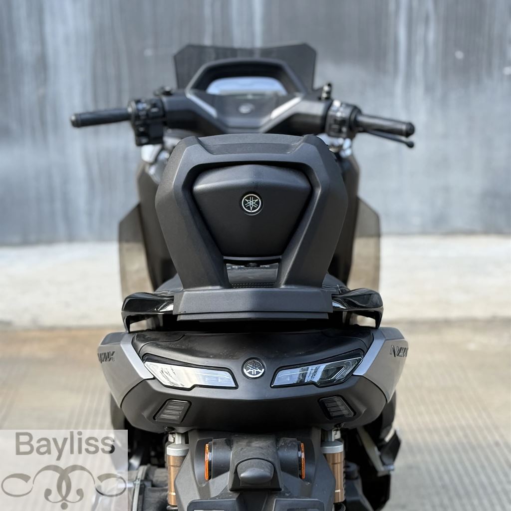並行輸入品】カスタムバイク交換部品 新型NMAX 2025 2024 バックレスト