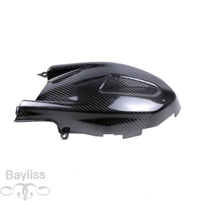 【並行輸入品】 ベスパ用ローエンジンカバーキット Gts 300 hpe ピュアカーボン バイクアクセサリー ヒートシールド ボディプロテクター 2019 2020 2021の画像