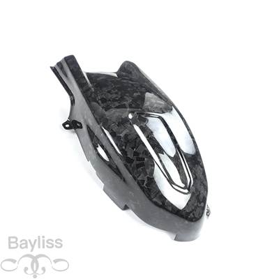 【並行輸入品】 ベスパ用ローエンジンカバーキット Gts 300 hpe ピュアカーボン バイクアクセサリー ヒートシールド ボディプロテクター 2019 2020 2021の画像