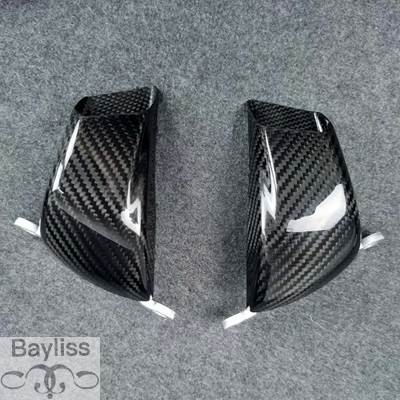 【並行輸入品】 カーボンバイク 二輪フロントブレーキエアダクトキャリパー ドゥカティパニガーレv4 v4s ストリートファイターv4 v4s 2018-2024ラジエーターカの画像