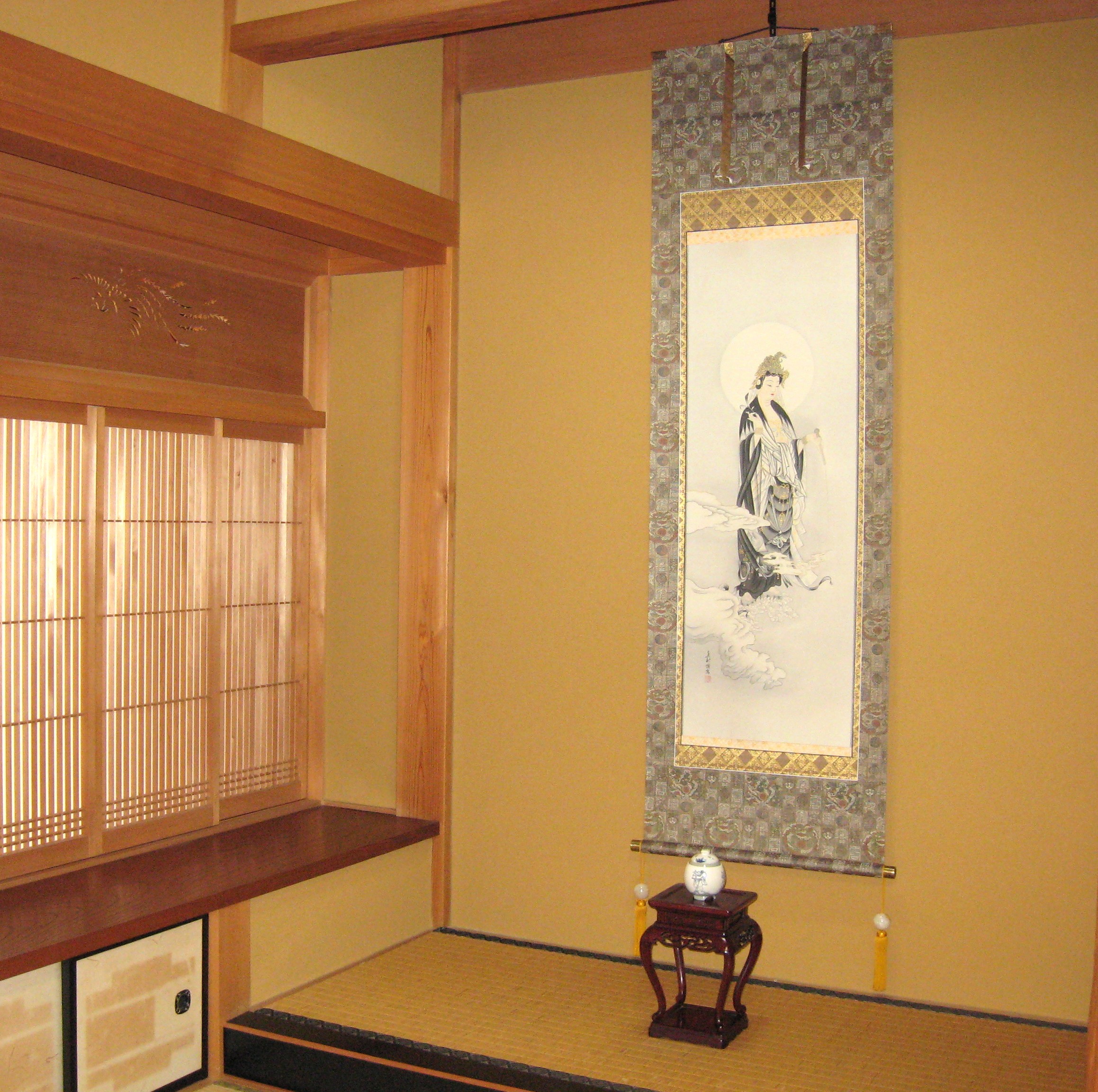 掛け軸 掛軸 雲上観音 (右向き) 吉田真秋 (真筆・新品) : 掛け軸の専門