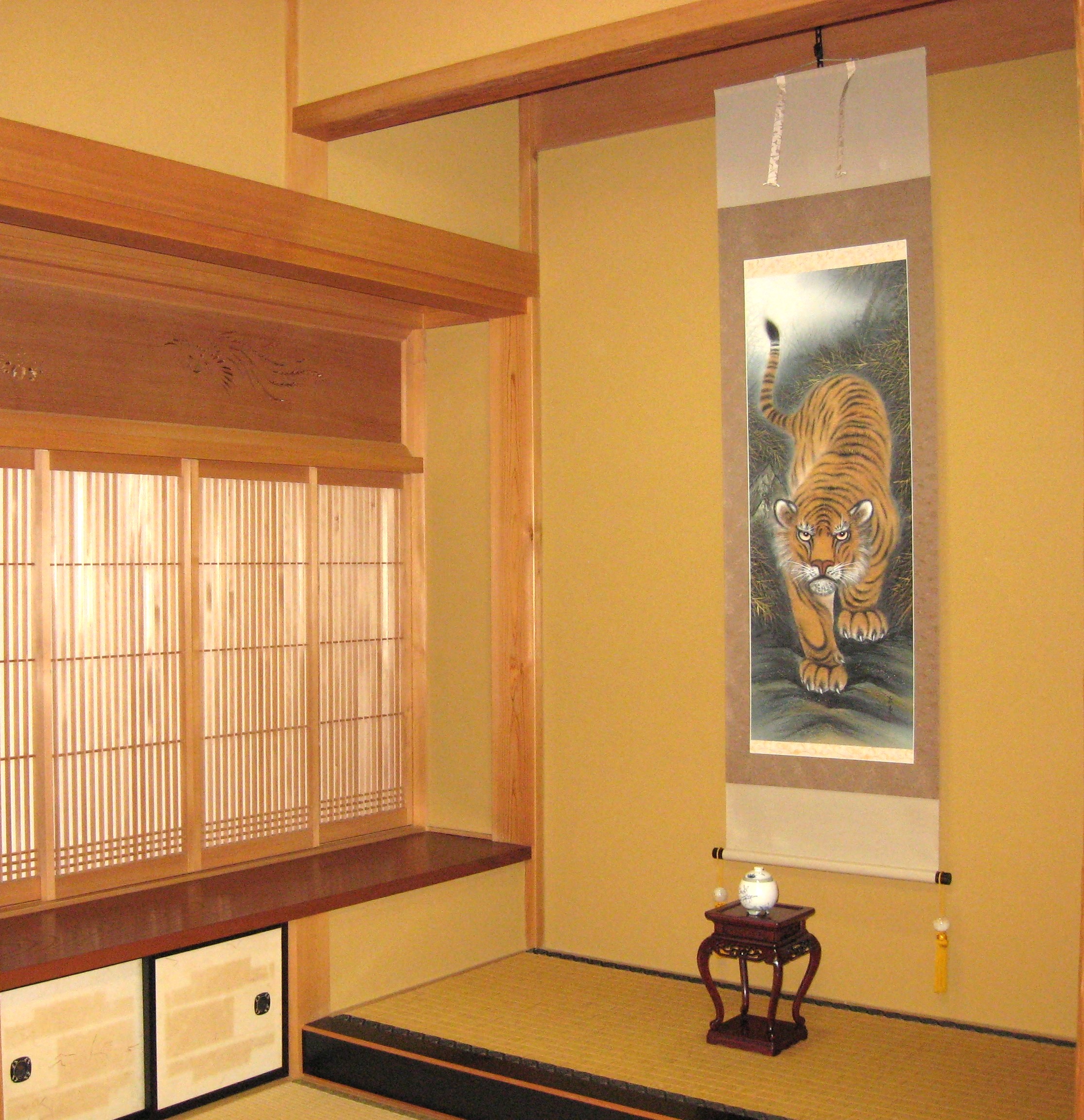掛け軸 掛軸 猛虎 森 義兼 (真作・新品) : 掛け軸の専門店 香遊