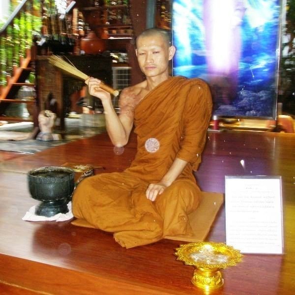 無料クーポン配布 アプリ お守り 魔除け タイのお守り プラクルアン タイ 曜日の神様 幸せ その他