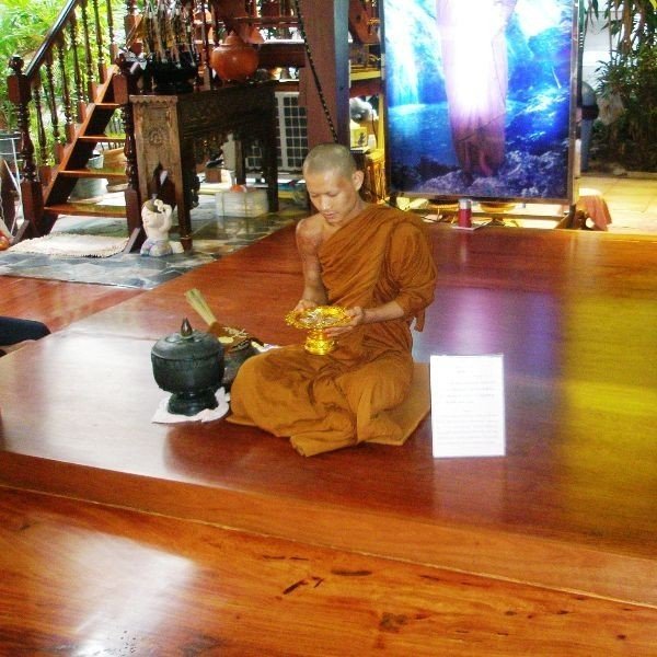 開運 お守り 魔除け タイのお守り プラクルアン タイ 曜日色