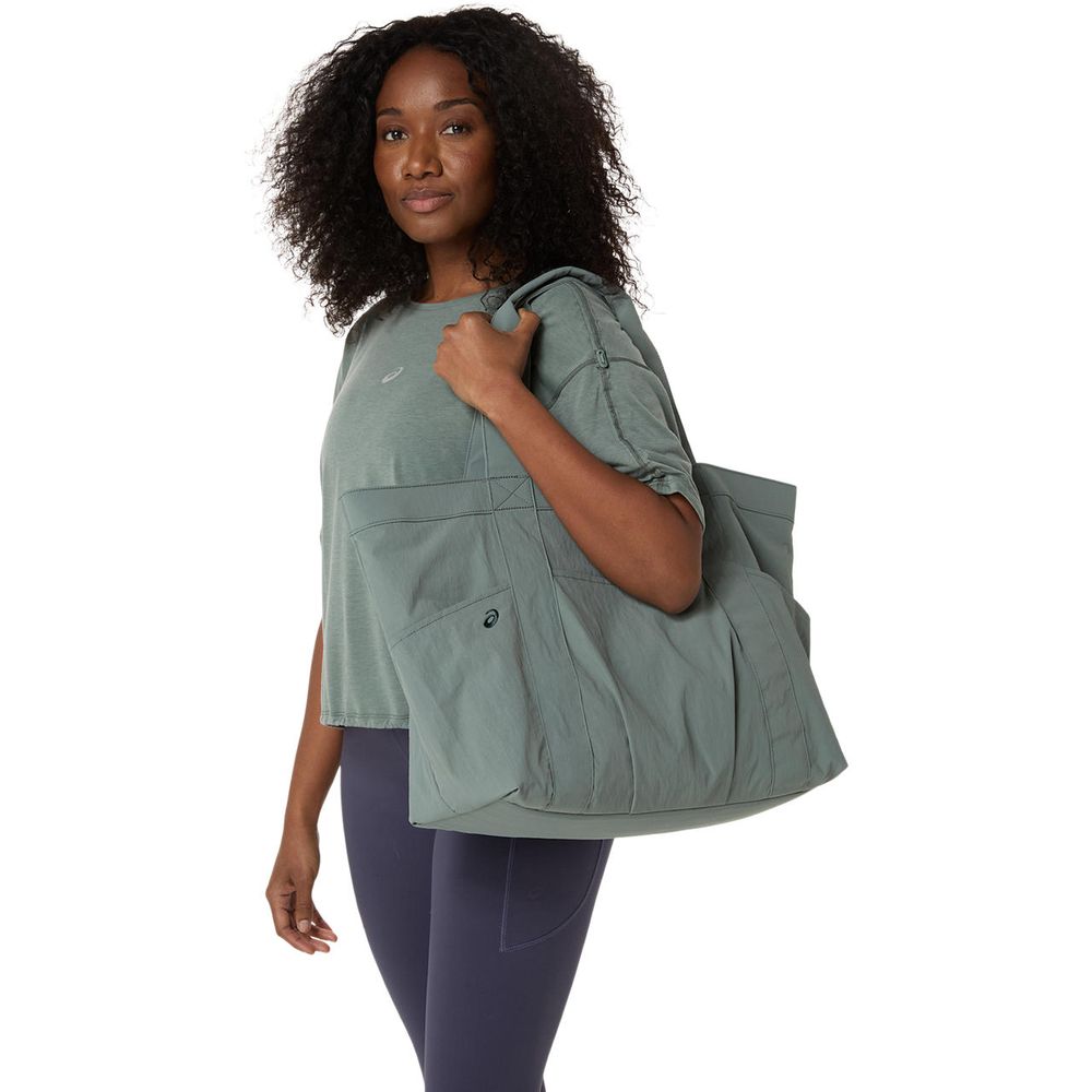 超レア　ASICS スポーツ用バッグ グレー dショッピング |アシックス リュックサック 大容量 バックパック 40L