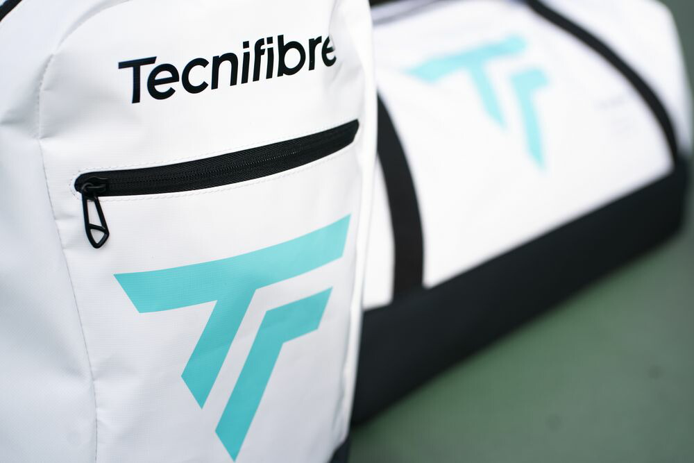 テクニファイバー Tecnifibre テニスバッグ・ケース  TOUR WHITE BLUE BACKPACK ツアーホワイト ブルー バックパック TEMPO V2連動モデル 40TOUWBLBA Tecnifibre（テクニファイバー） テニスバッグ・ケース TOUR WHITE