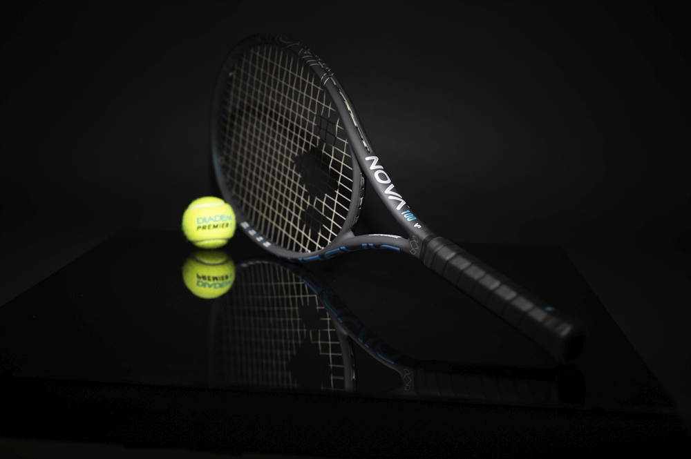 ダイアデム DIADEM 硬式テニスラケット NOVA TEAM 100 ノヴァ チーム 100 V3 フレームのみ DIA-TAA011『即日出荷』