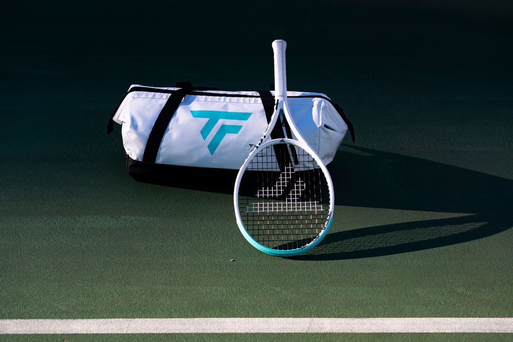 『即日出荷』「ガット張り上げ済み」テクニファイバー Tecnifibre 硬式テニスラケット TEMPO 270 V2 テンポ 270 V2  14TEM2704 | Tecnifibre | 10