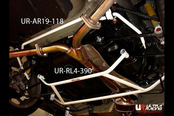 ウルトラレーシング リアメンバーブレース アコードユーロR CL7 RL4-390 ULTRA RACING ボディ補強