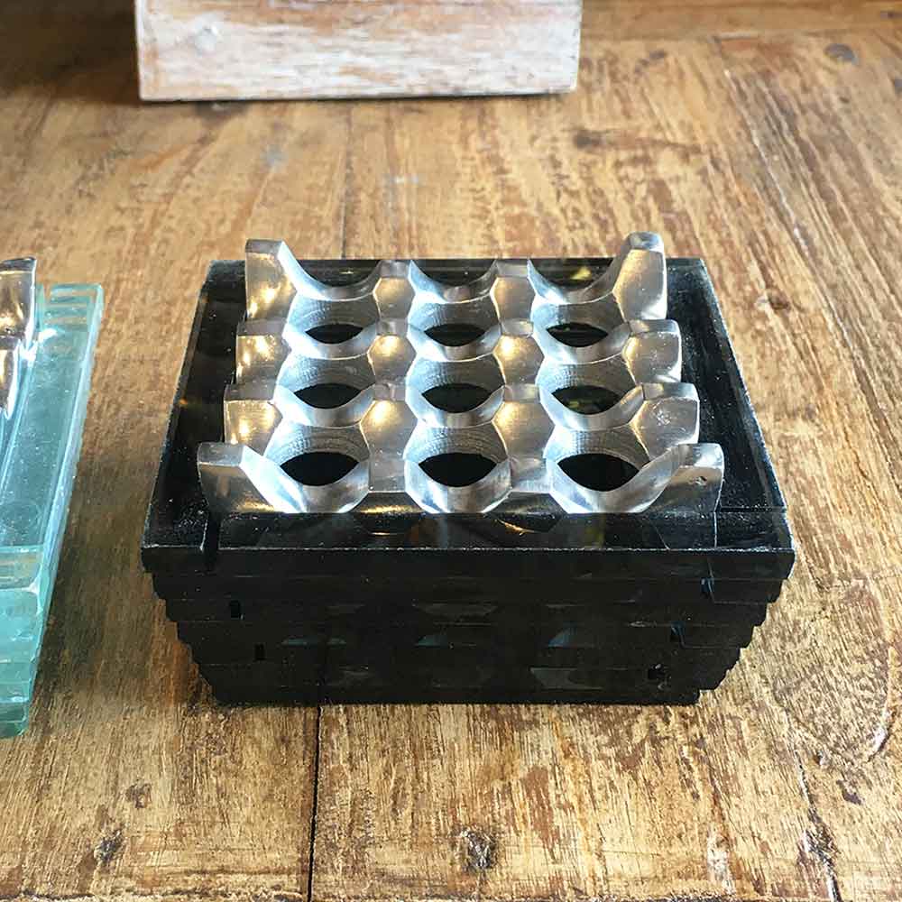 Noritake 卓上灰皿セット アンティーク 収納箱付き Noritake 卓上灰皿セット アンティーク 収納箱付き Noritake 卓上灰皿