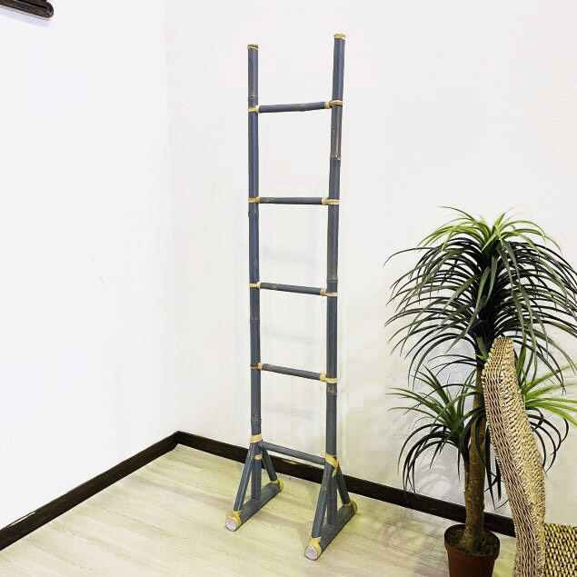 【在庫処分】バリ島木製ラダーラック 40×168cm通常22,000円がなんと！ ラダーハンガー ファブリックハンガー 竹製 H200cm 2色 はしごラック