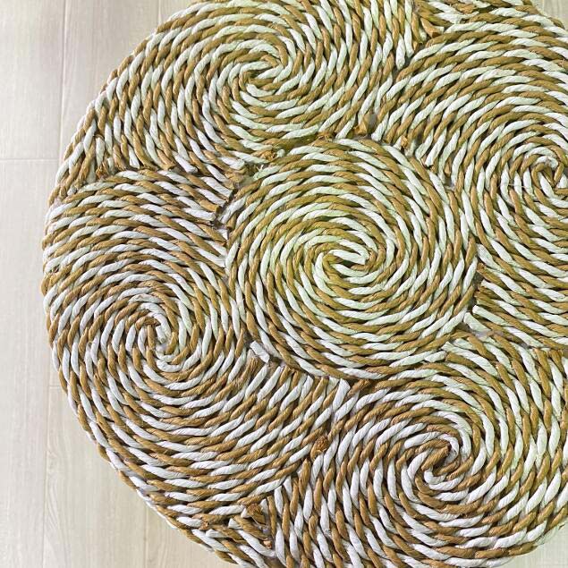 アジアン家具 スツール 渦巻柄 イス 丸椅子 チェア 木製 オットマン