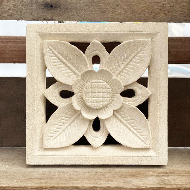 ストーンレリーフ 20×20 花 4枚葉 フラワー 厚み3cm パラス石 石材