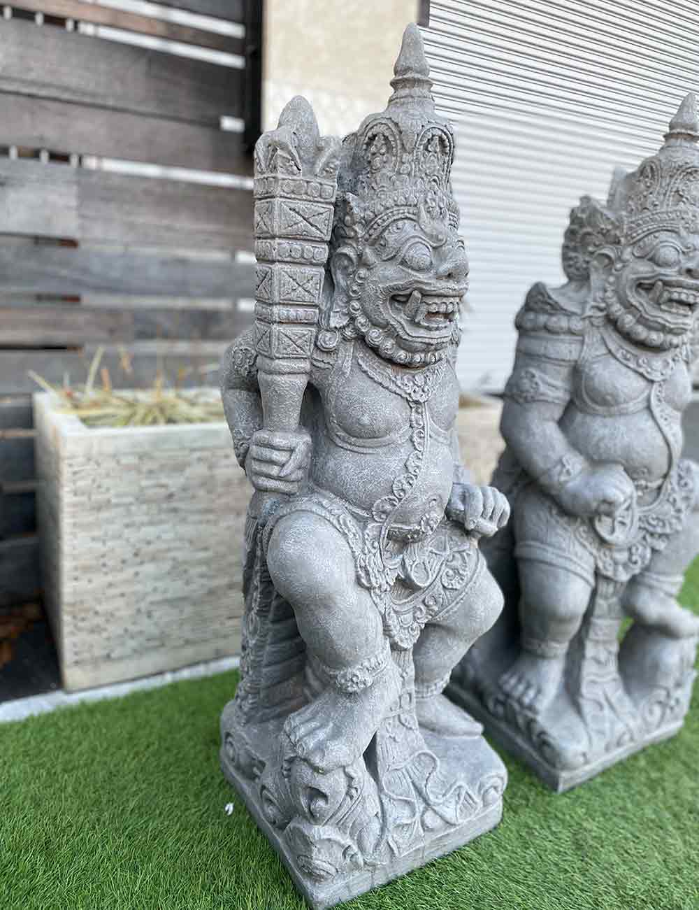 バリ島の石像 ラクササ像 ラクササ 石像 グレー H110cm 2体(左右) 1