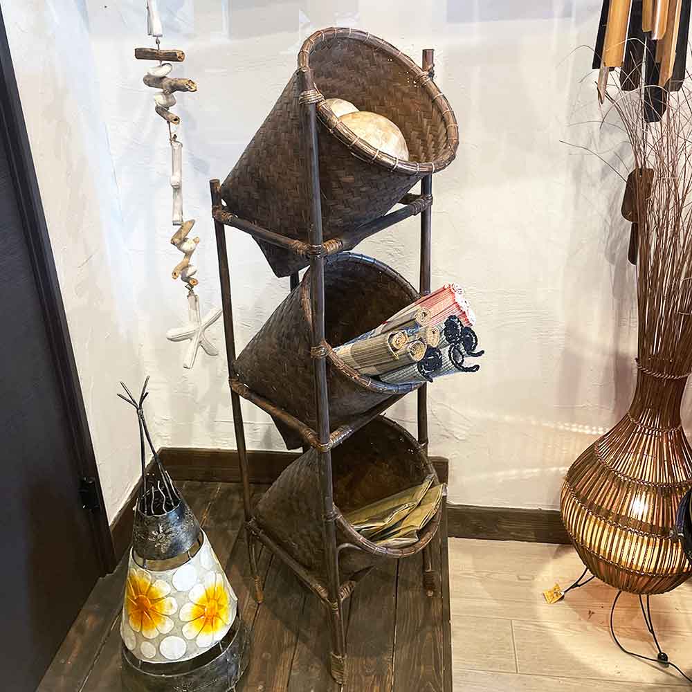 竹と籐 素朴で温かみのあるラック 見せる収納 オープンシェルフ ワン