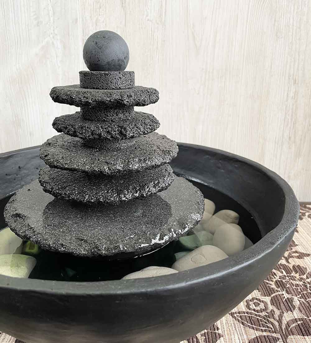 卓上 噴水 ミニ噴水 ダンシングボール 黒 A ポンプ＆砂利付き 天然石