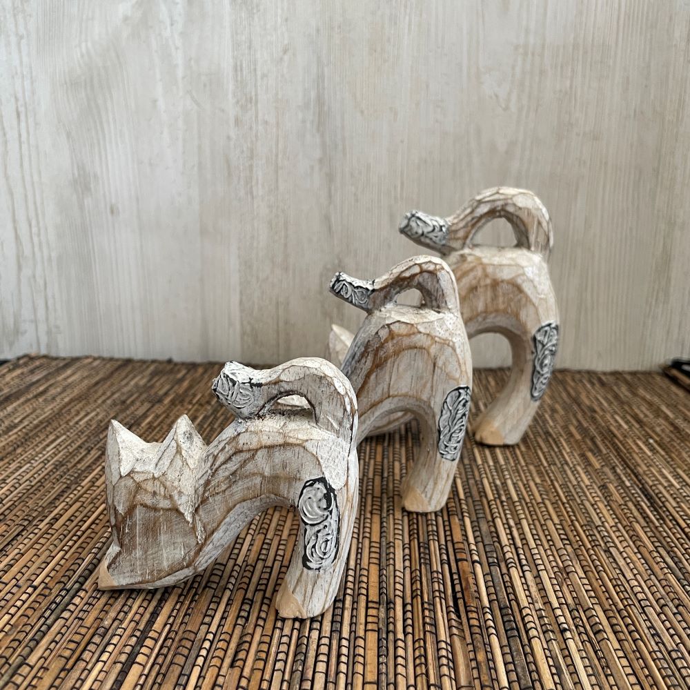 木彫り ネコ3体セット インテリア 置き物 木製オブジェ アジアン バリ