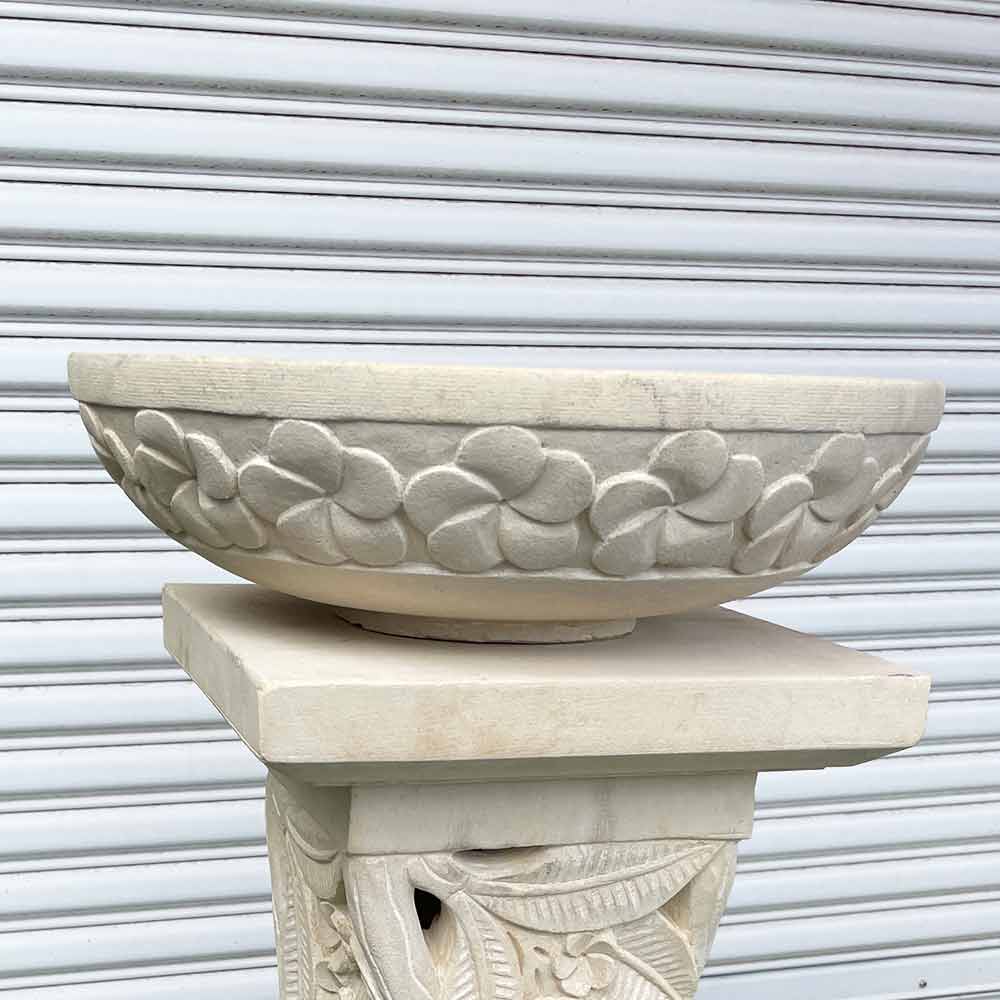 バリ島製 石台 プルメリア柄ボウル オブジェ 角柱 スクリュー H80cm
