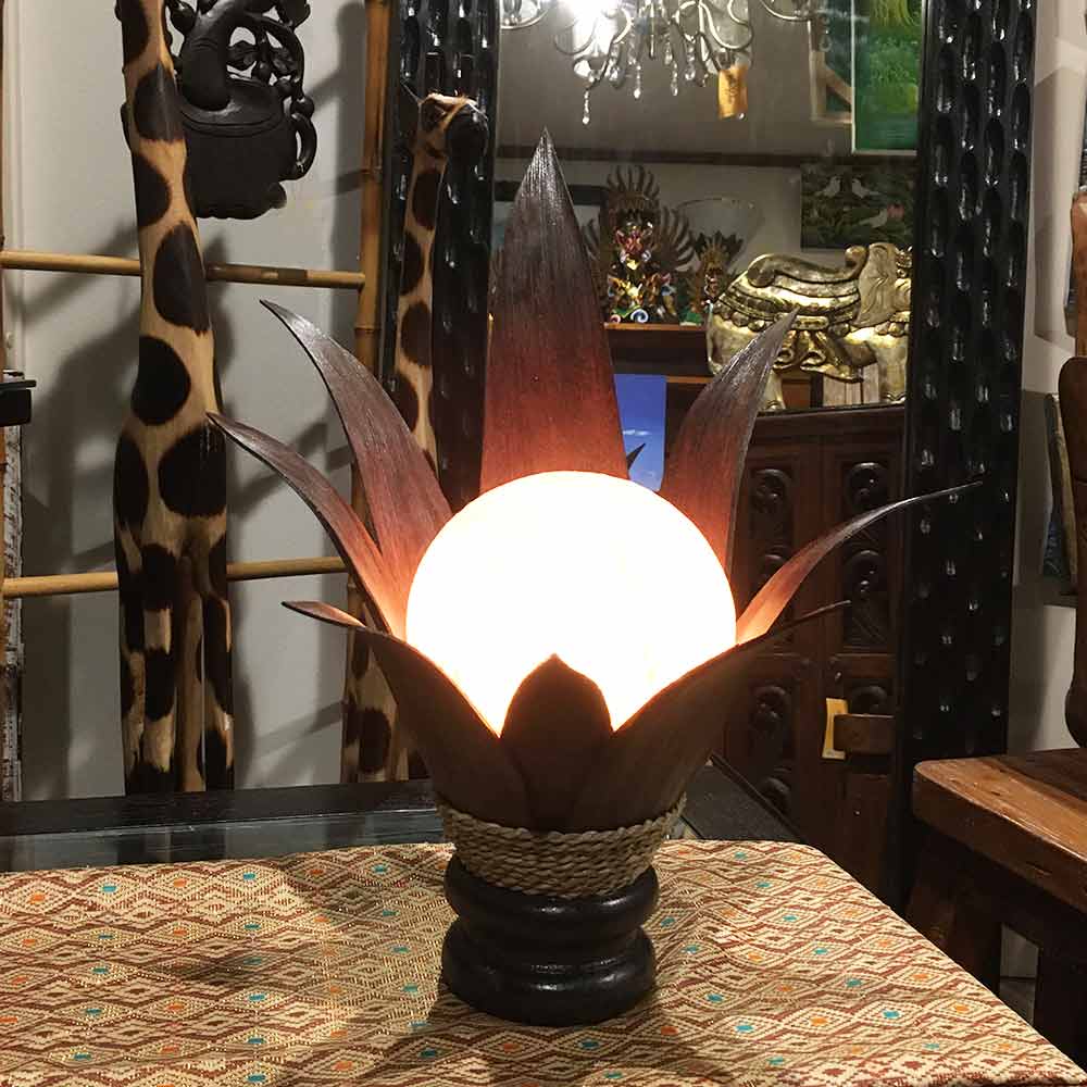アジアン バリ島 ココナッツ ランプ 照明 スタンド リゾート オブジェ  家具 ココナッツリーフランプ パームリーフ ランプ H40cm 茶 アジアンランプ
