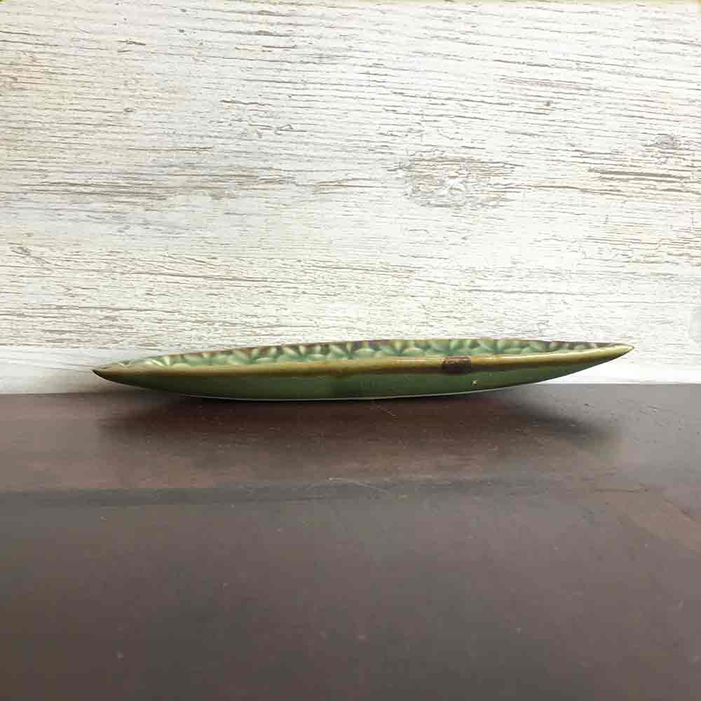お香立て プルメリア柄 陶器 舟型 W18.5cm 緑 バリ島製 アジアン 雑貨