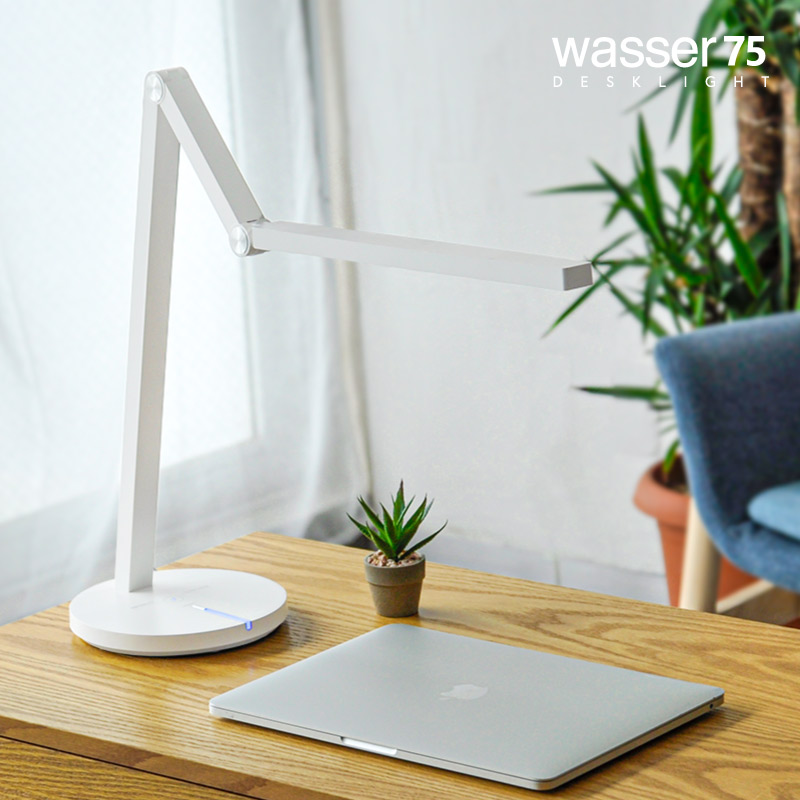 デスクスタンド