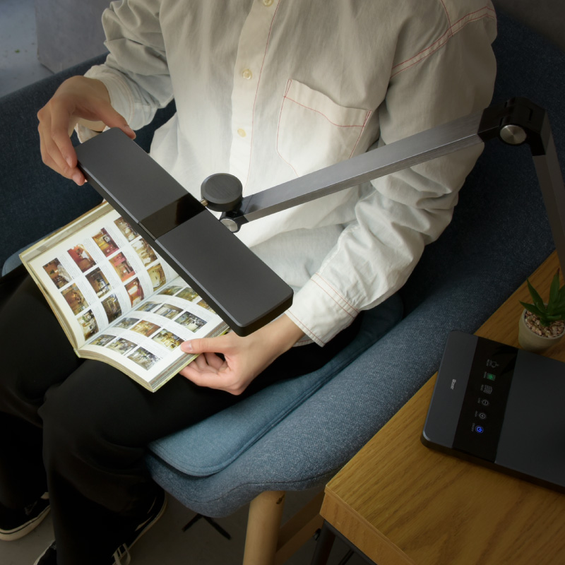 デスクスタンド