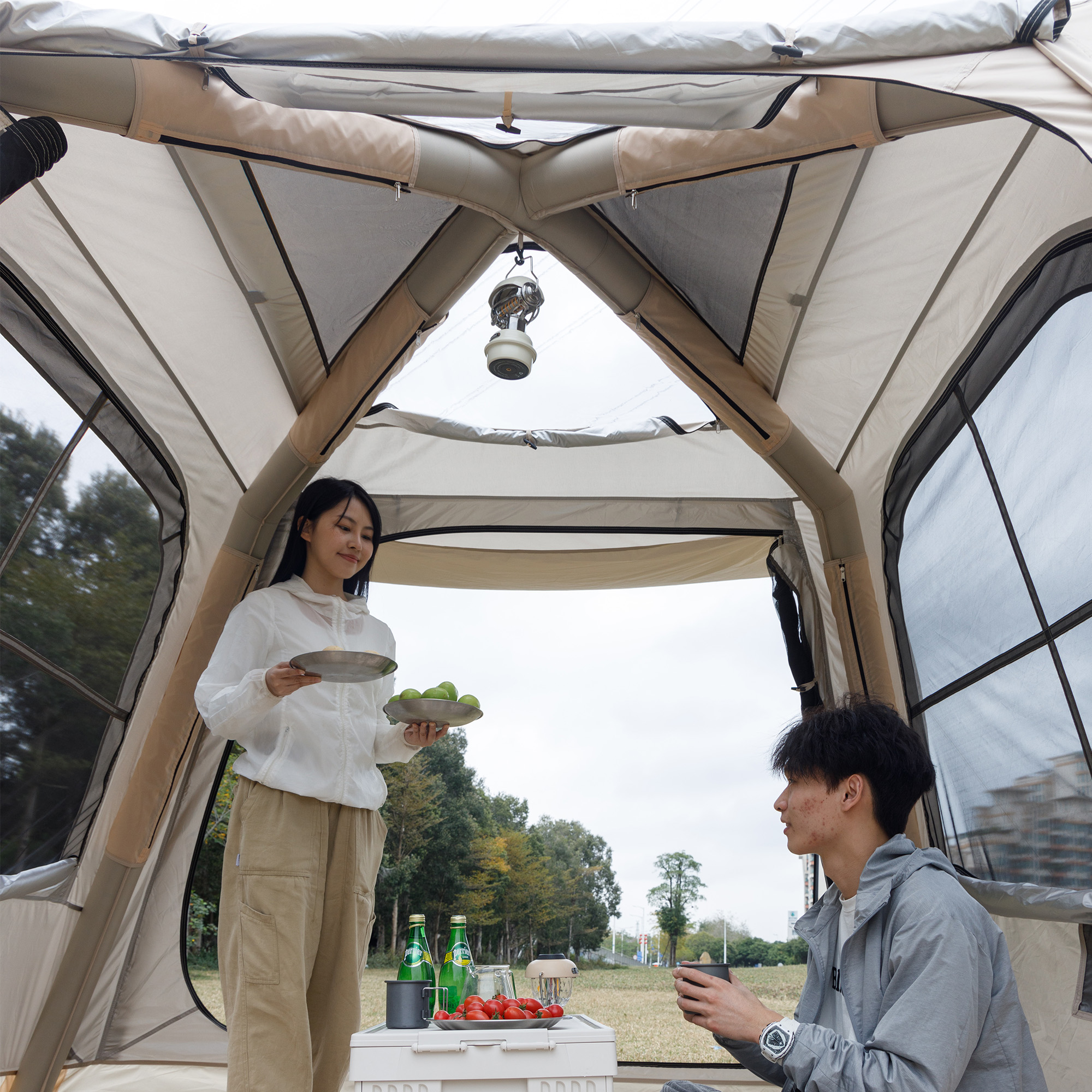 テント 4人用 電動ポンプ付き 簡単設営 幅260×奥260×高190cm エアー