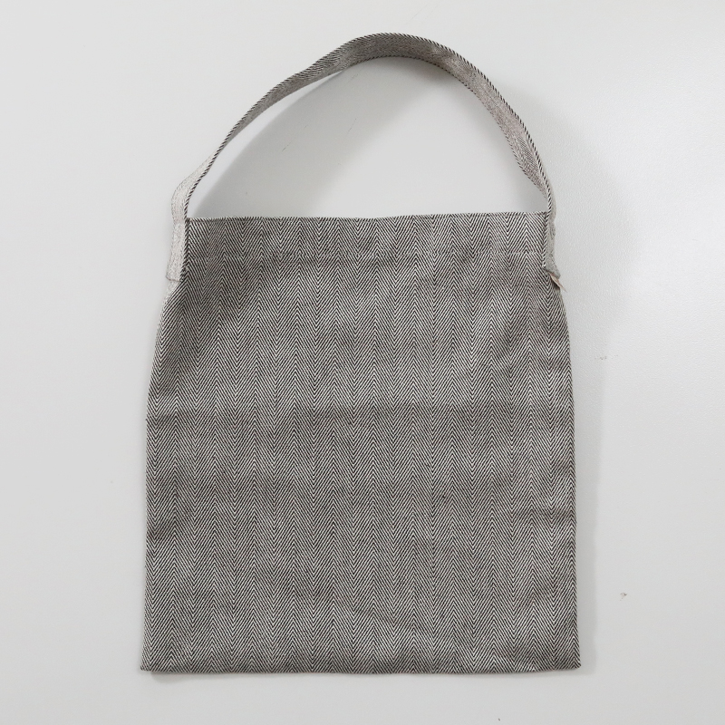 松野屋 THREADーLINE ヘリンボーンリネンフラットワンハンドルバッグ