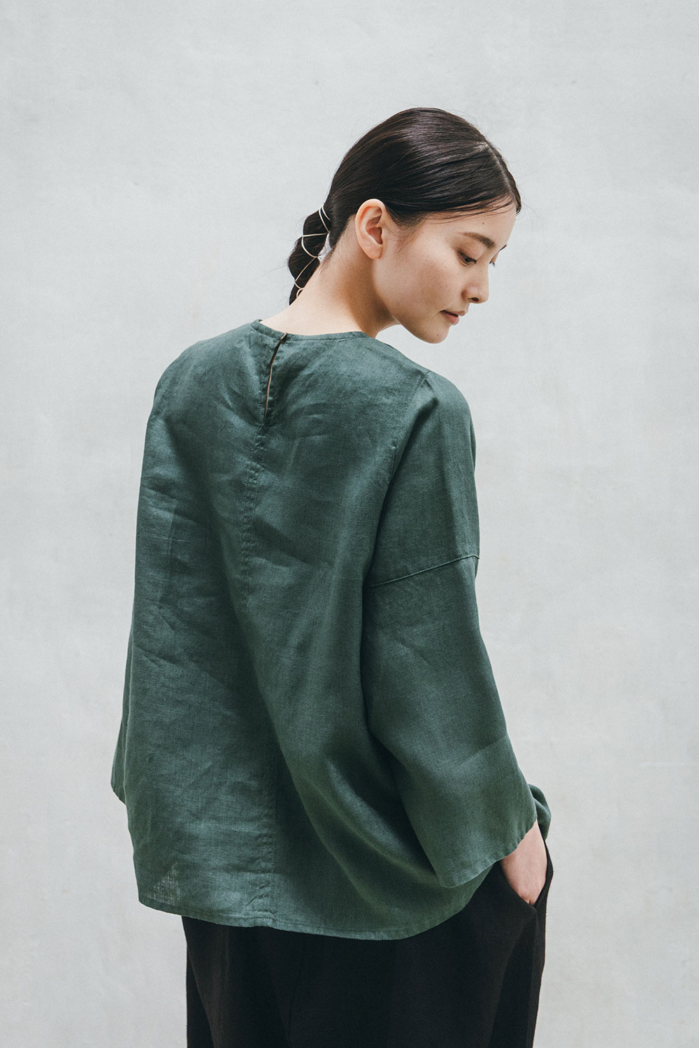 fog linen work（フォグリネンワーク） ベラ トップ ヴェールビュイ
