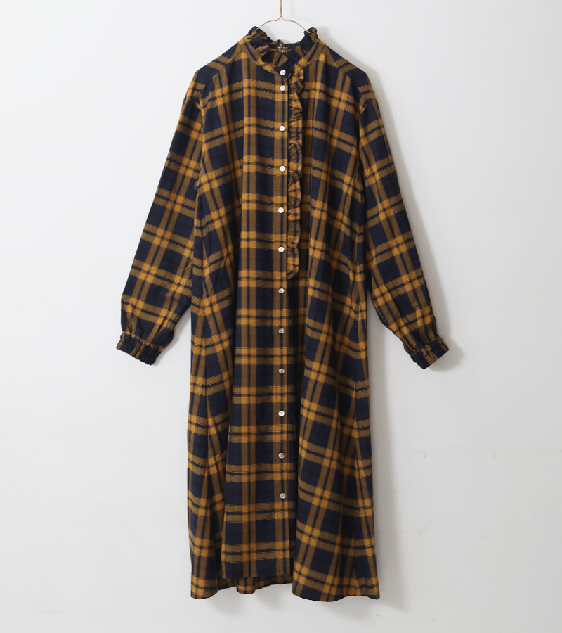 vent blanc（ヴァンブラン） フリルバンドカラーワンピース ブラック