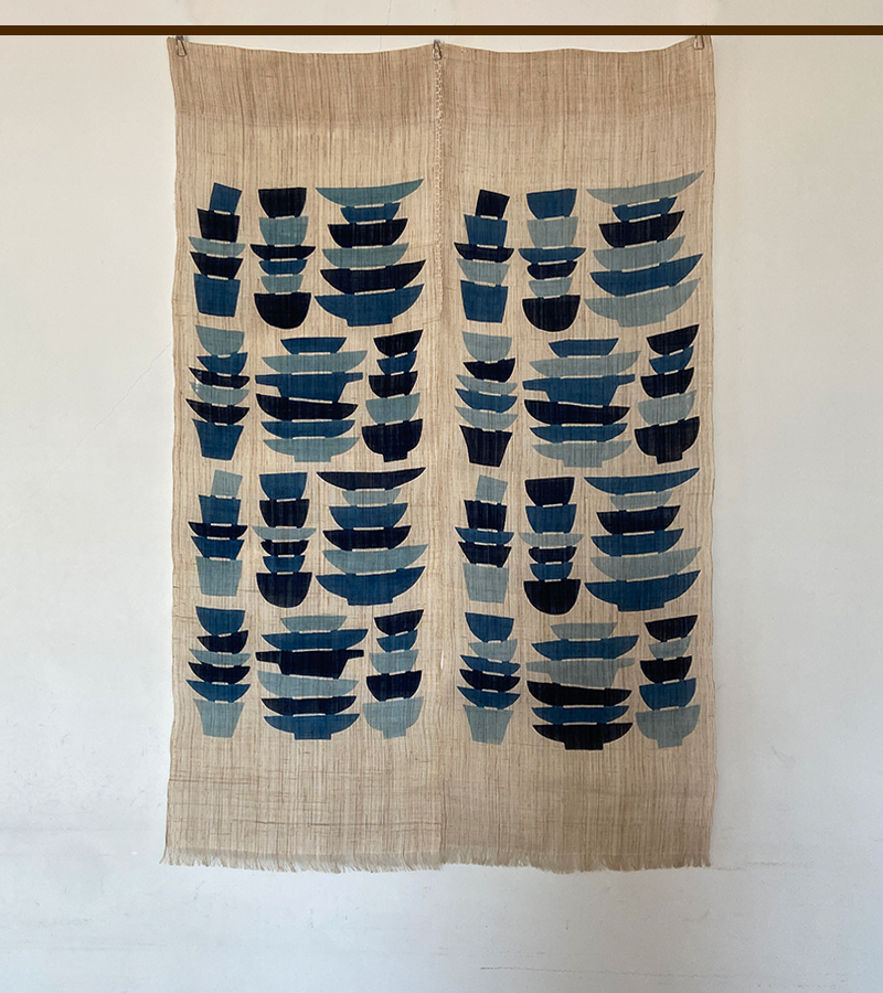 よつめ染布舎 器がさね 墨染のれん 墨染め 作家 小野豊一 型染め 民芸