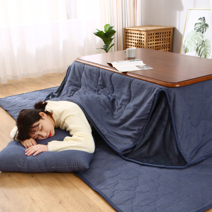 【未使用】スタイリッシュな日本製デニムこたつ布団！軽量＆快適フランネル裏地付き 未使用】スタイリッシュな日本製デニムこたつ布団！軽量＆快適