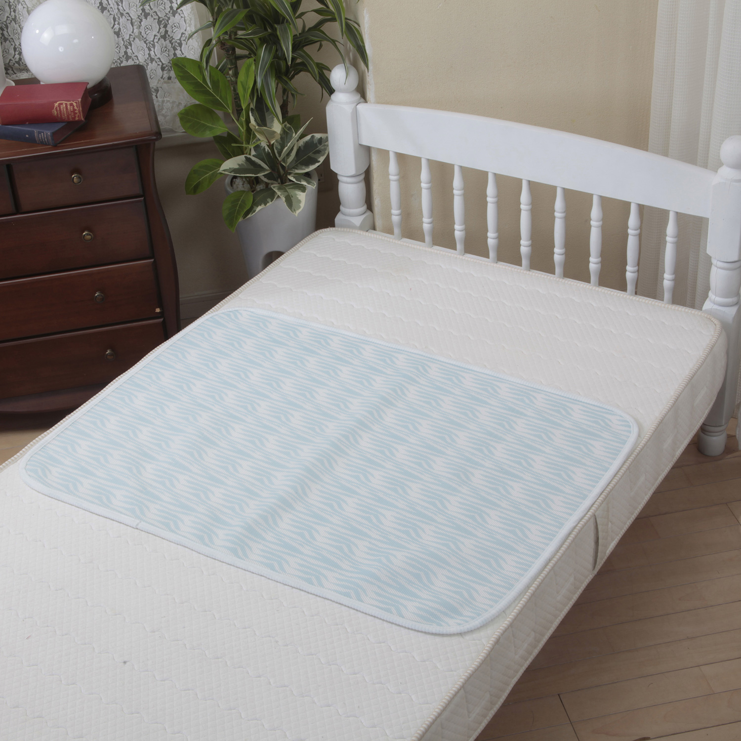 接触冷感 ミニ 70×110cm 敷パッド キシリトール加工 綿100% 日本製