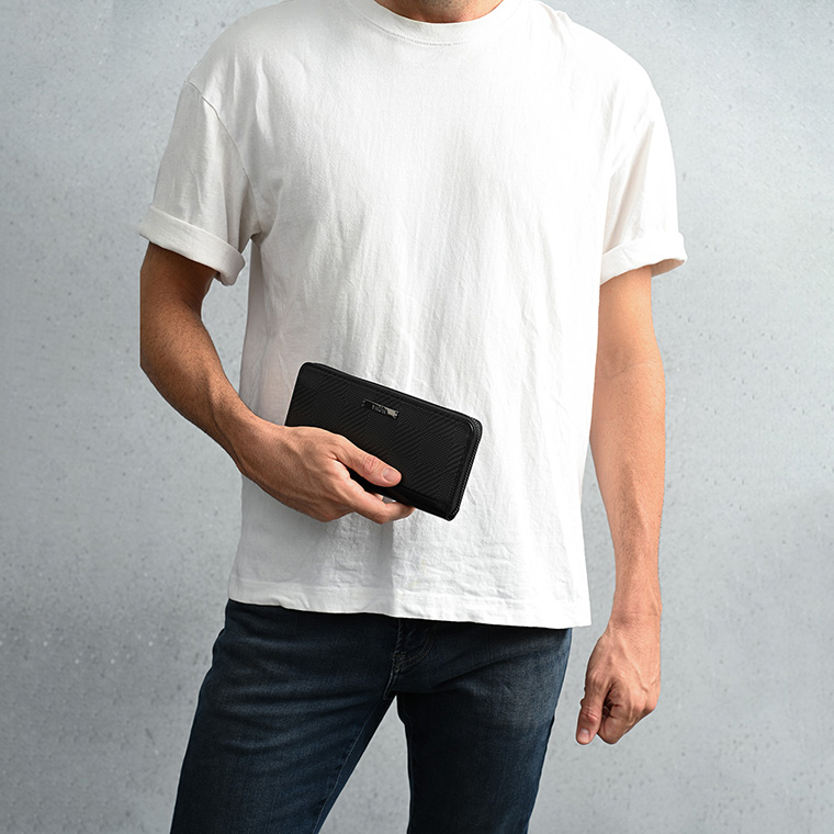 FRUH（フリュー）西陣織 カーボン＆コードバン 財布 ラウンドジップ