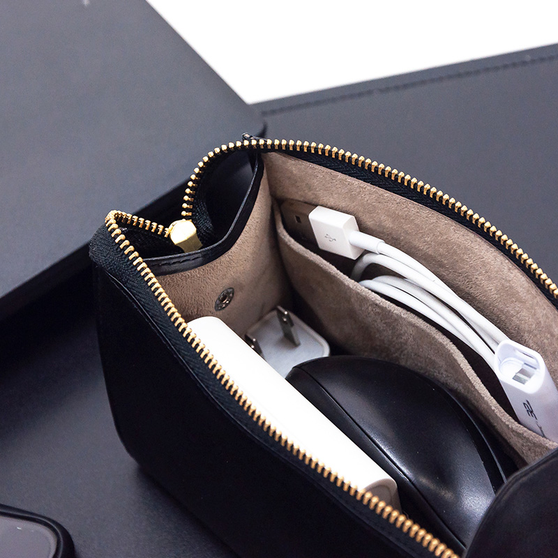 PECO CLUB ガジェットケース Peco club Moo Moo gadget case牛柄 iPadケース