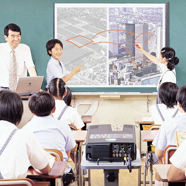IZUMI（泉） シャッターロール式マグネットスクリーン 72型 72インチ
