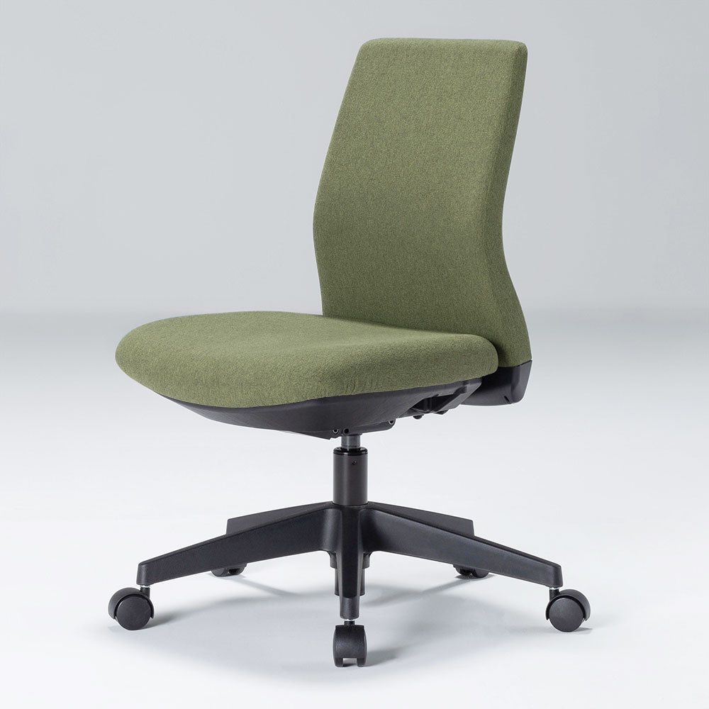 くろがね工作所 【ライフスタイルに馴染む！シンプル＆高機能チェア