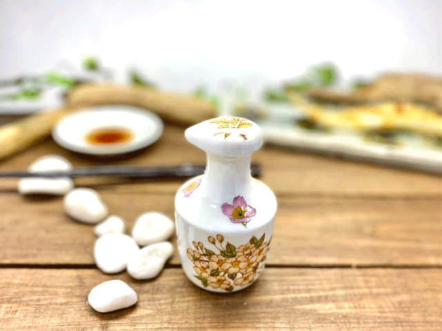 九谷焼 醤油差し 椿に鳥 (Kutani Soy Sauce Dispenser)汁次 食卓