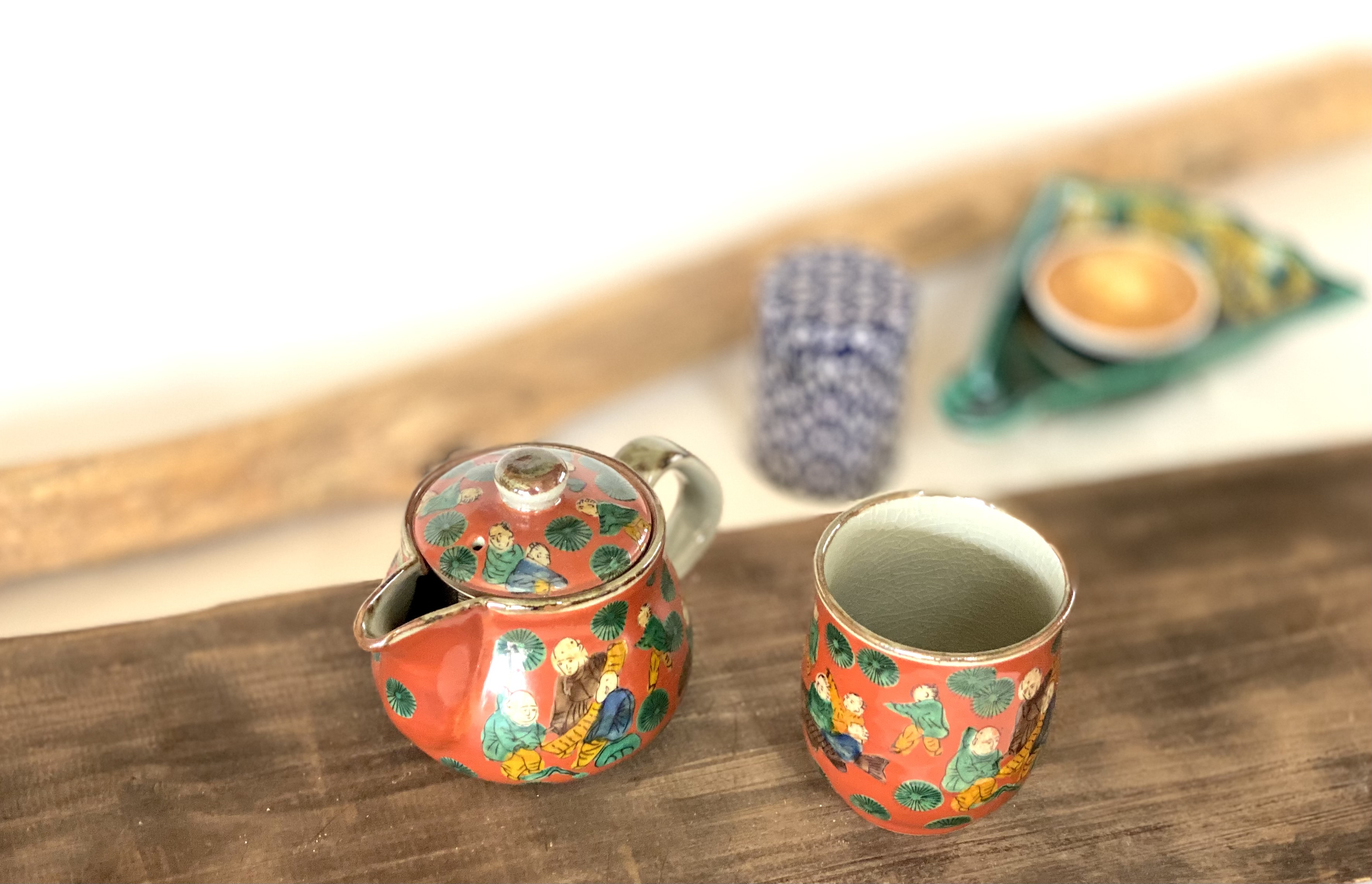 送料無料　明治～大正期九谷焼　仙人図急須　★希少品★　煎茶道具 九谷焼 煎茶セット 九谷焼煎茶セット 急須 湯冷まし 煎茶茶碗3客セット