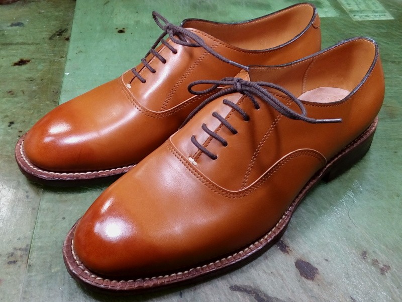 KK-001・新品の靴木型・ラスト・メンズ用ロングノースラストで底面に鉄板がないハンドソーンウェルテッド製法に適した靴木型