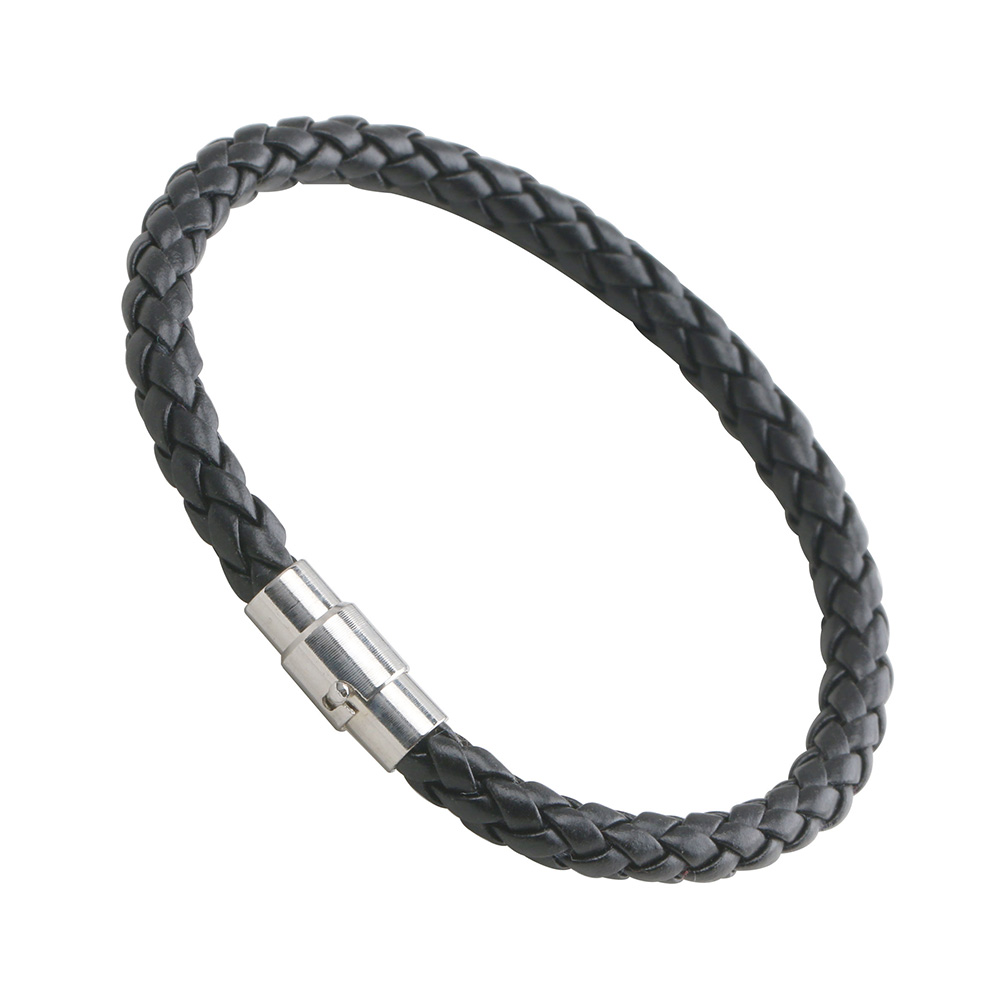 kmrii ブラックレザーブレスレット 編み込みデザイン 5mm幅編み込みブラックレザー（牛革） 2連仕上げ クロスコンチョ