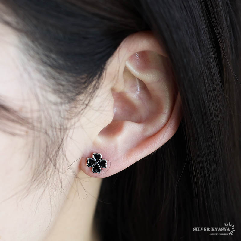 シルバー925 クローバーピアス レディース 可愛い スタッドピアス