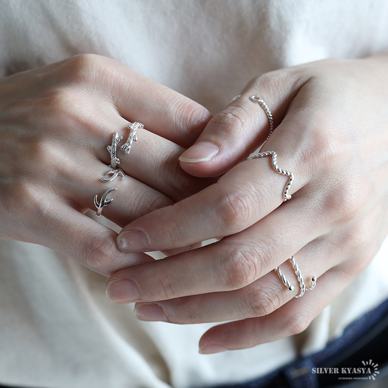 BYOKA（ビョーカ）/ R1902 CREAM PINKY RINGリング - シルバー
