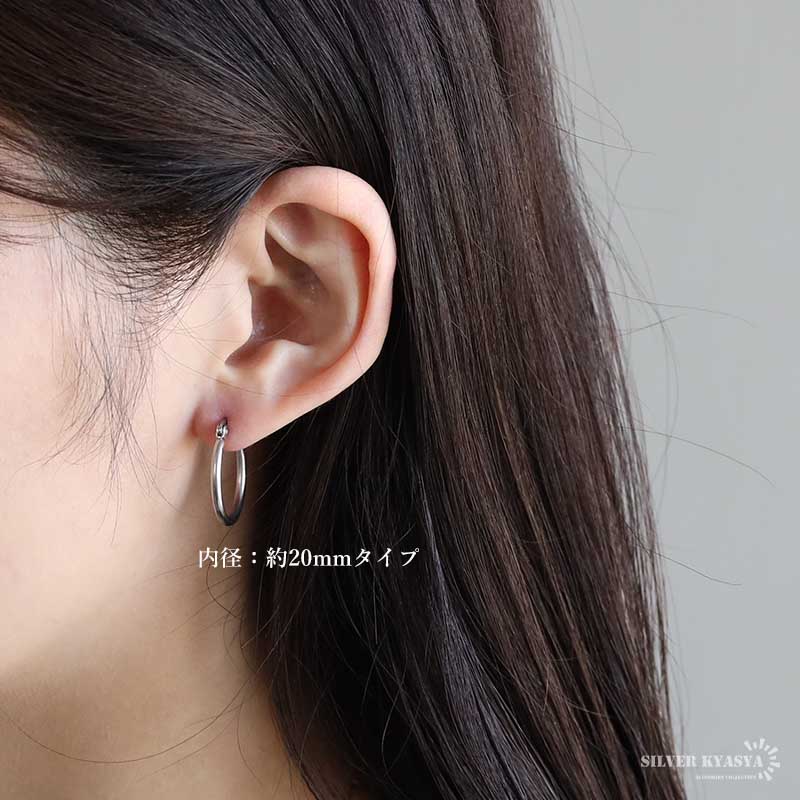 GARNI ローズモチーフゴールドフープピアス 約2cm