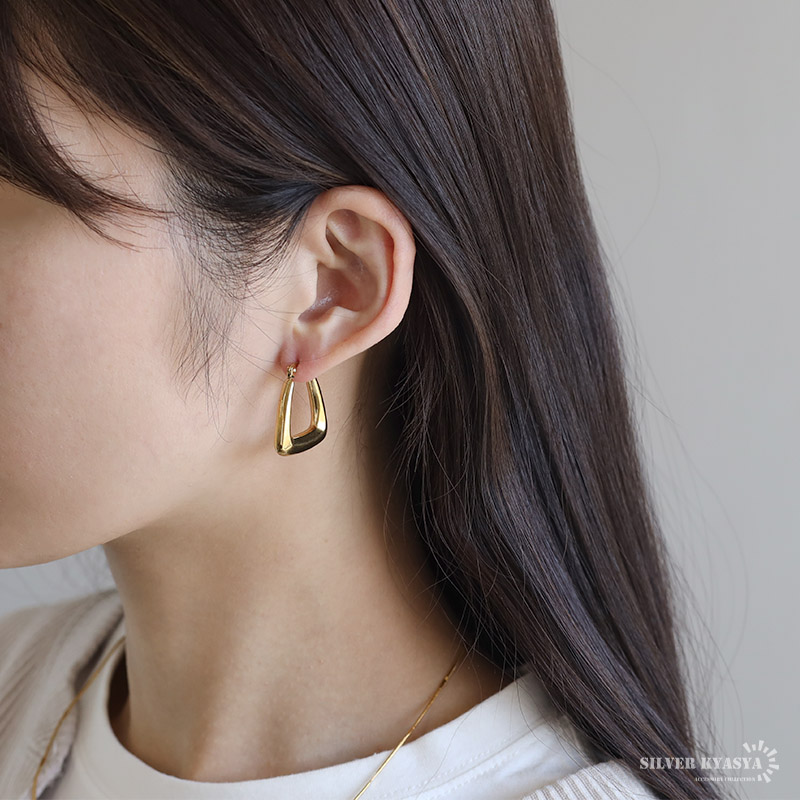 ステンレス素材 スクエアピアス 台形ピアス フープピアス ワイド