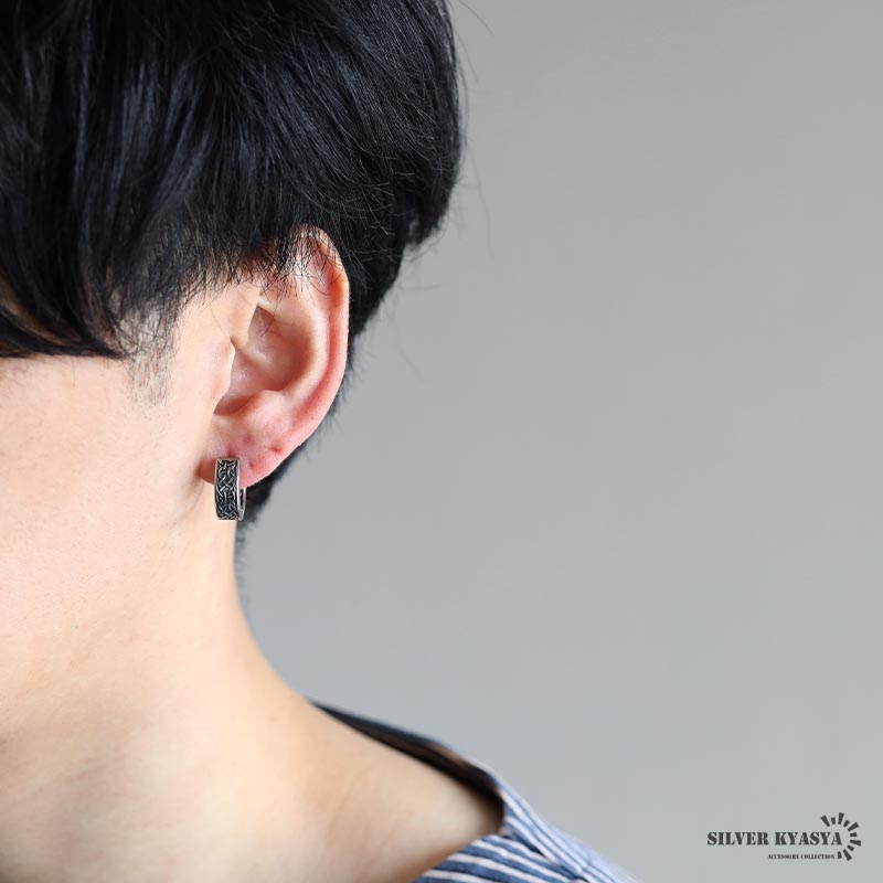 ヴィンテージ　ピアス　シルバー フープピアス Petit Hoop Pierce - Silver w/CZ（プチフープピアス - シルバー