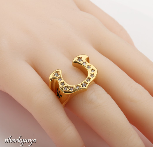 ステンレス素材 ゴールド スターホースシューリング 星 馬の蹄鉄